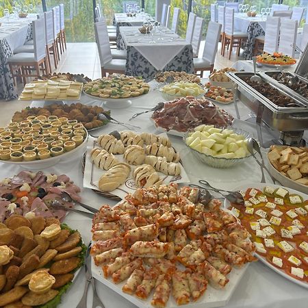 Restaurante Residencial Pizzaria S. Estevao Aguiar da Beira Eksteriør bilde