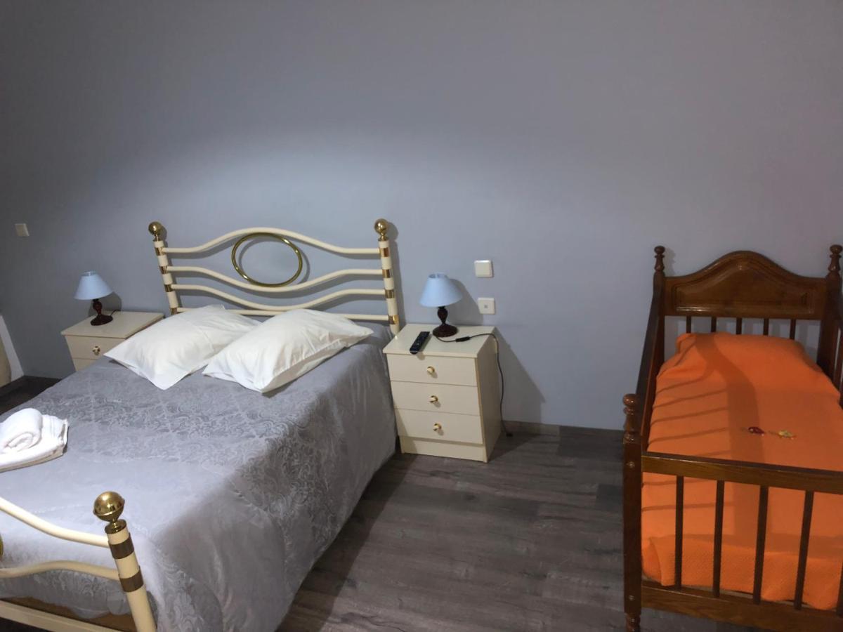 Restaurante Residencial Pizzaria S. Estevao Aguiar da Beira Eksteriør bilde