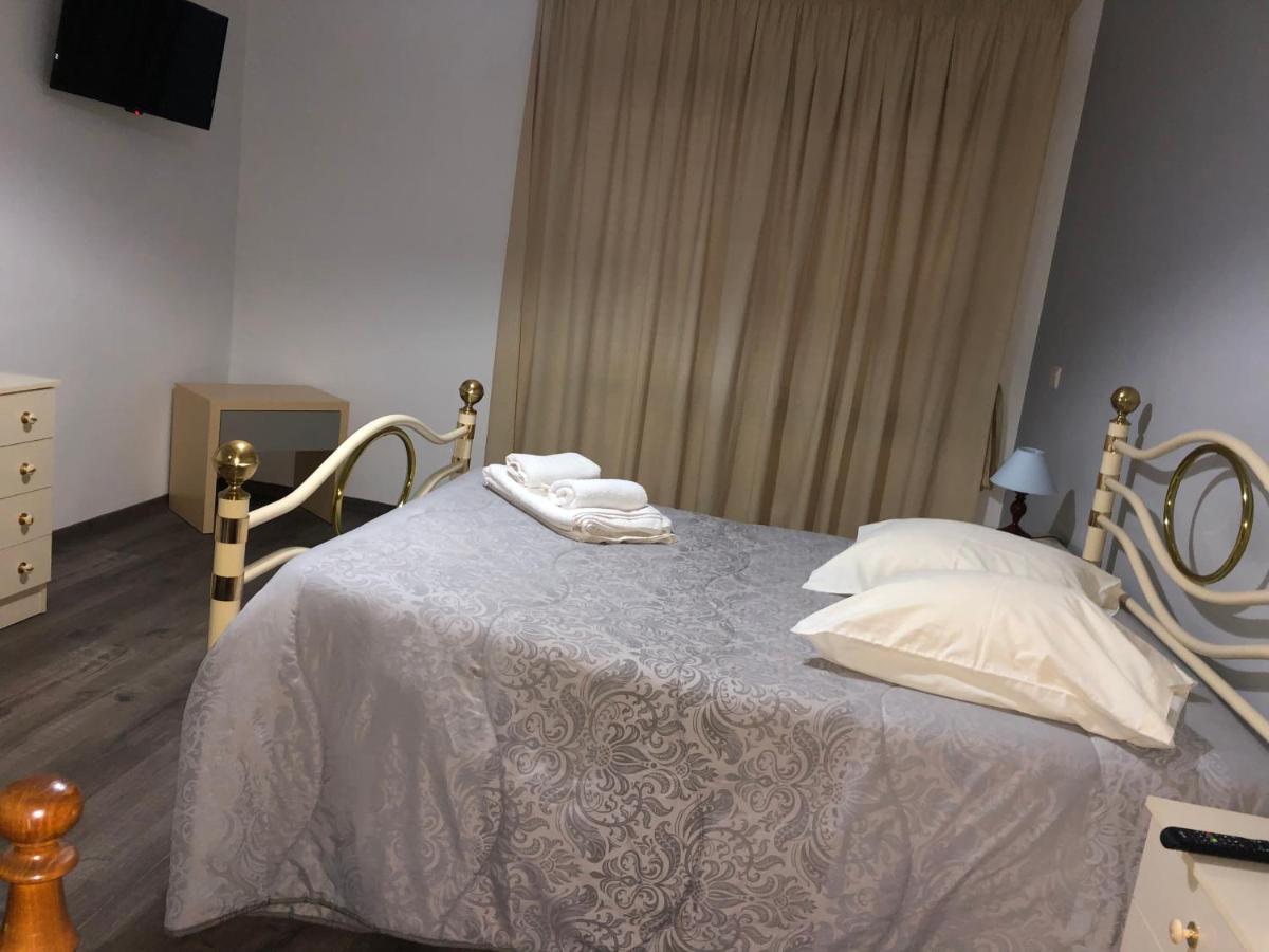 Restaurante Residencial Pizzaria S. Estevao Aguiar da Beira Eksteriør bilde